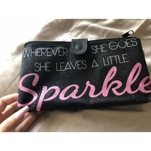 Makeup bag, super cute